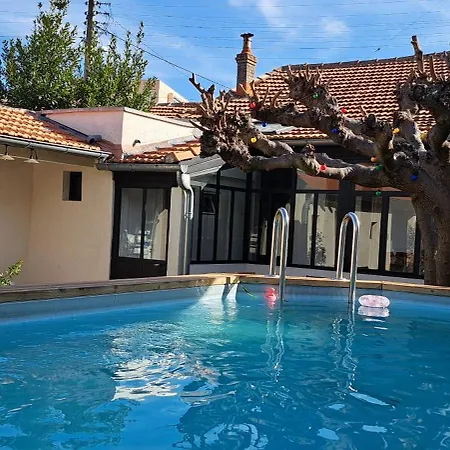 Casa vacanze Maison De Avec Piscine *